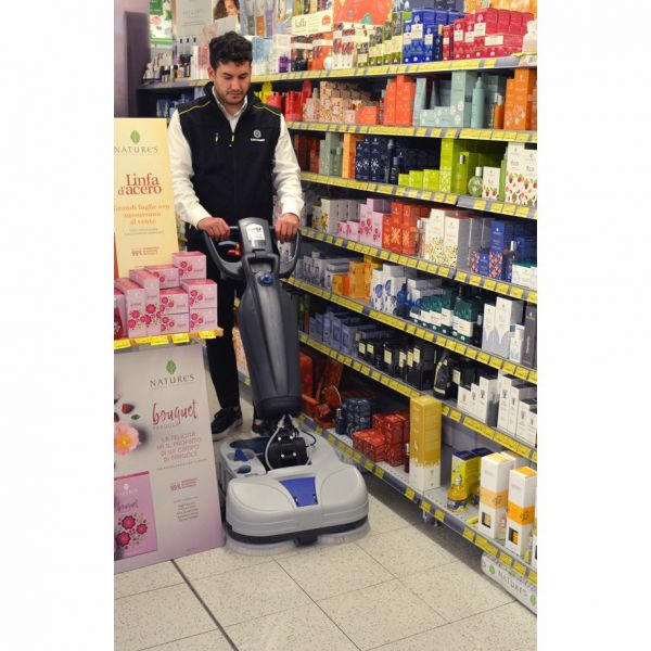 LINDHAUS LW52 Flexy Hybrid Scheuersaugmaschine 36V Lithium-Ionen-Akku