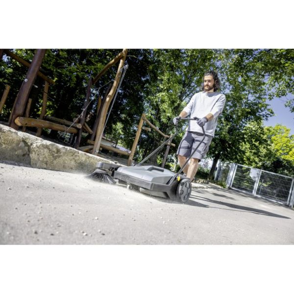 KÄRCHER KM 70/15 C Classic Kehrmaschine 1.517-111.0