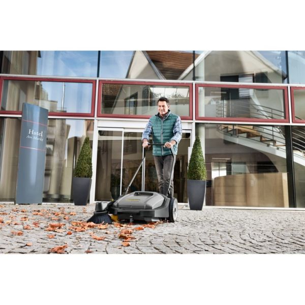 KÄRCHER KM 70/15 C Classic Kehrmaschine 1.517-111.0