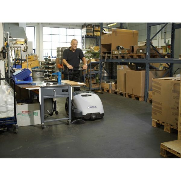 Nilfisk SW750 komplett Kehrmaschine 908 4701 010