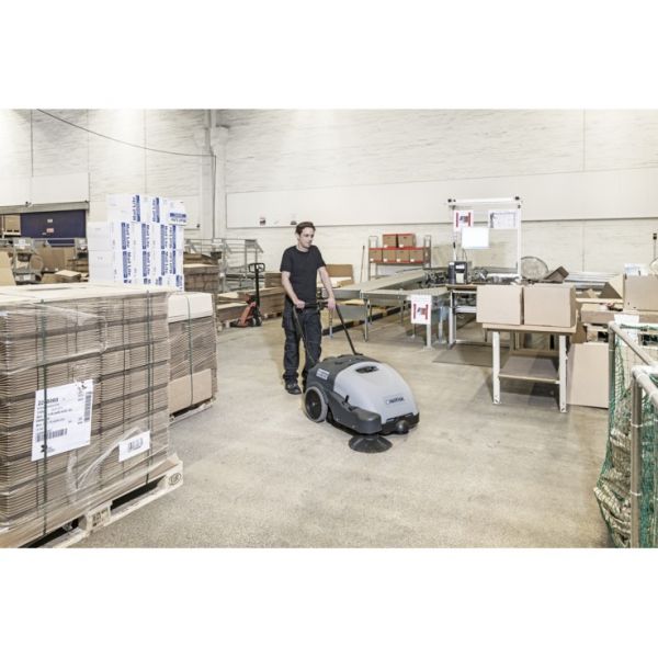 Nilfisk SW750 komplett Kehrmaschine 908 4701 010